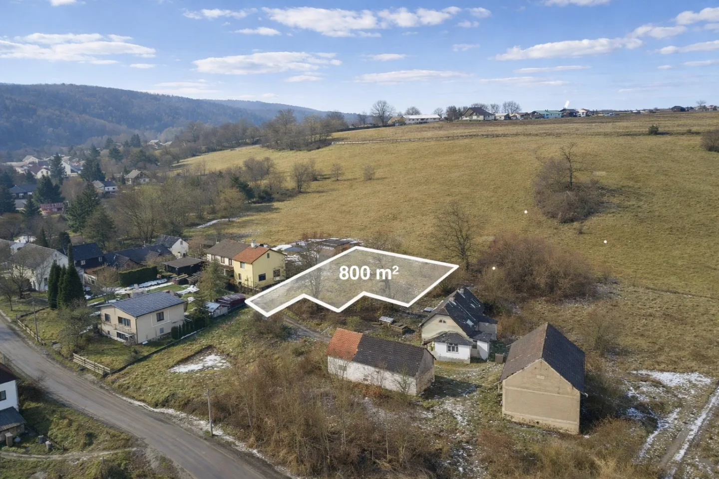 Pozemek 800 m², Čisovice